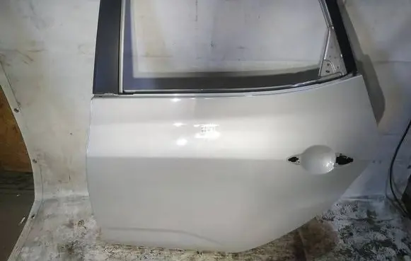 Rear door