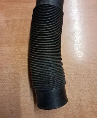 Mercedes-Benz W123 Air intake hose/pipe 6170940482