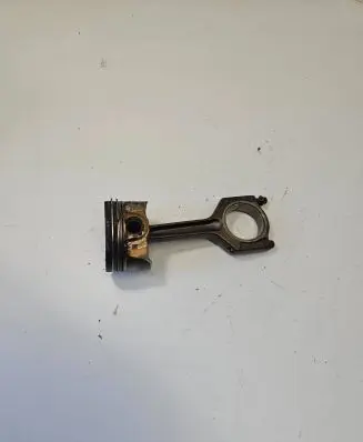 BMW X6 E71 Piston with connecting rod 84978
