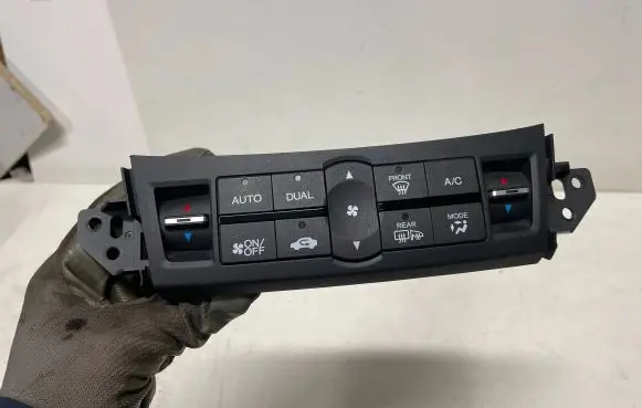 Honda Accord Climate control unit