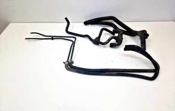 Engine coolant pipe/hose