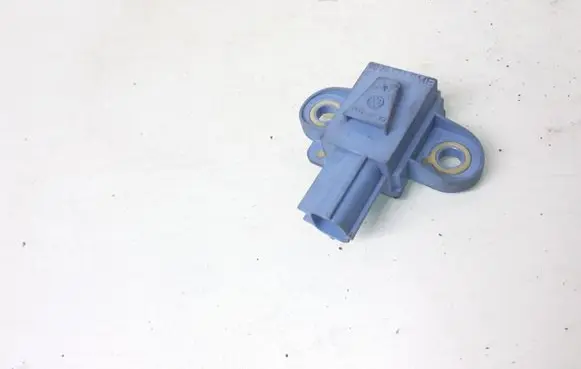 Volkswagen Golf V Airbag deployment crash/impact sensor 1K0955557A