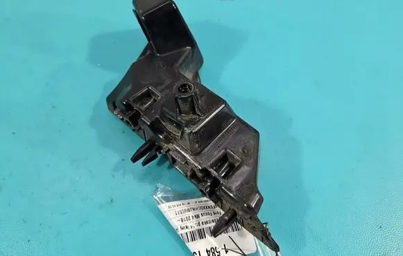 Ford Focus Front bumper mounting bracket JX7B17D959A IMPRK1584152