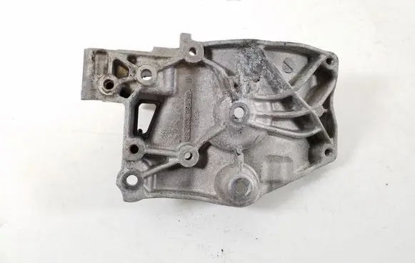 Opel Combo E A/C compressor mount bracket 9823598480