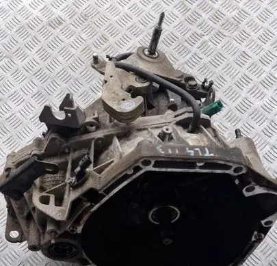 Nissan Qashqai+2 Manual 5 speed gearbox