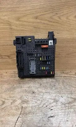 Volvo XC90 Fuse module 30786646