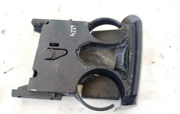 Chrysler Voyager Cup holder 0rr44trmab