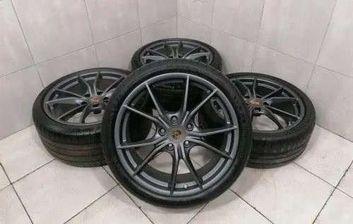 Porsche 718 Cayman 982 982c R19 alloy rim 982601025J