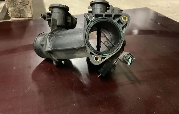 Citroen C5 Throttle valve 9684269380 1042893