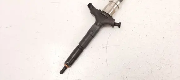 Opel Vectra C Fuel injector 04C0311 8972391615