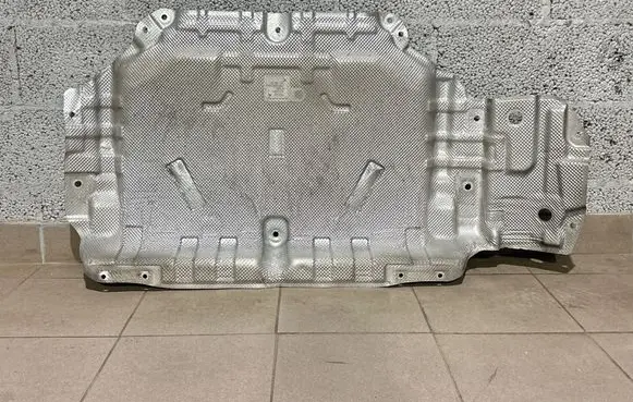 Exhaust heat shield