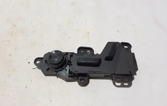 Volvo XC60 Seat control switch 31419579