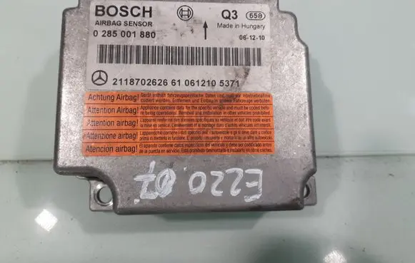 Mercedes-Benz E W211 Airbag control unit/module 0285001880
