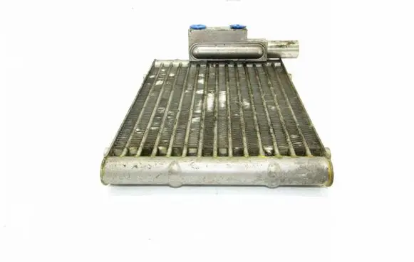 Engine oil radiator