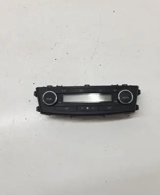 Toyota Avensis T270 Climate control unit 5590005400 T1002282E