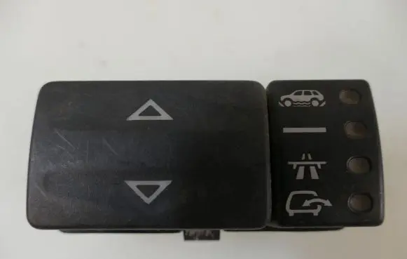 Land Rover Range Rover P38A Suspension ride height/mode switch YUF101930