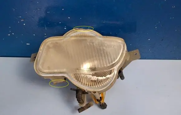 Volvo V70 Front fog light 8620228
