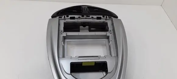 Citroen C5 Radio/GPS head unit trim 9650449077