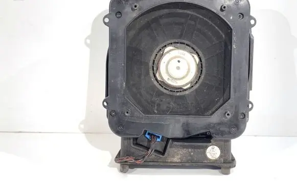 BMW 2 F45 Subwoofer speaker 9275995