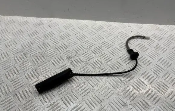 Toyota Corolla Verso AR10 Tailgate release/open handle 8484020010 8494541020 15A563