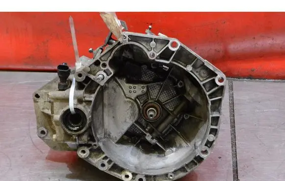Fiat Linea Manual 6 speed gearbox 55196336