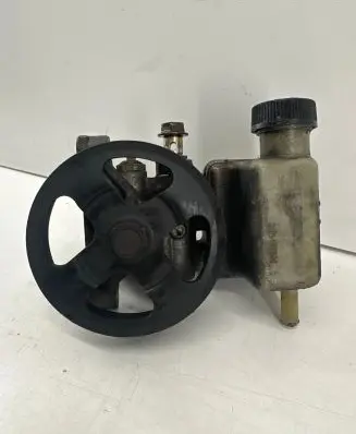 Mazda 6 Power steering pump
