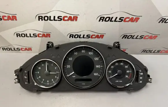 Mercedes-Benz CLS C219 Speedometer (instrument cluster) A2195401411