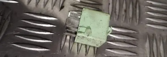BMW 5 E60 E61 Other relay 8373700