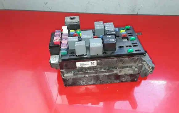 Hyundai Trajet Fuse module 912203A002 01146404