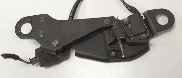 Mercedes-Benz SL R230 Convertible roof lock/latch 2307901477