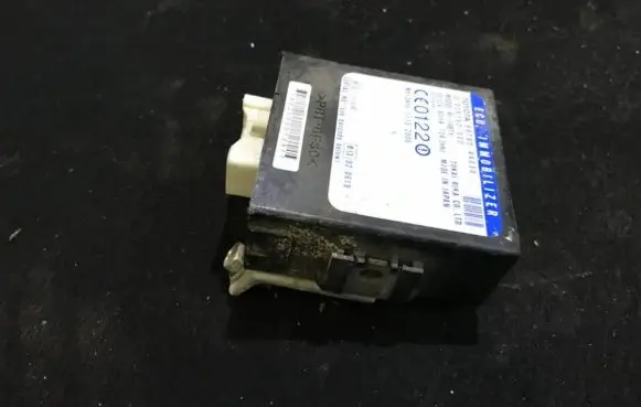 Toyota Avensis Verso Airbag control unit/module 8978044030 89780-44030