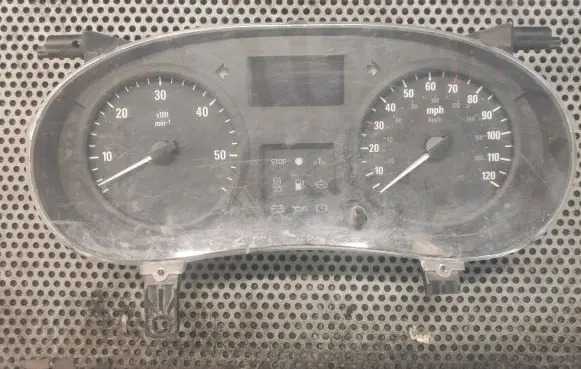 Renault Master II Speedometer (instrument cluster) P8200408680