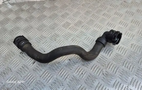 Peugeot 308 Engine coolant pipe/hose 9670813580