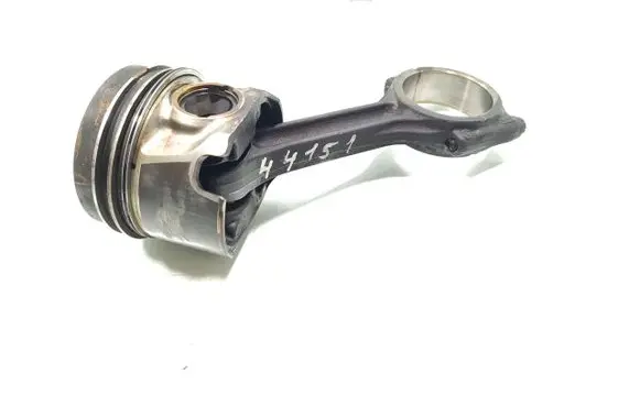 Volkswagen Amarok Piston with connecting rod 