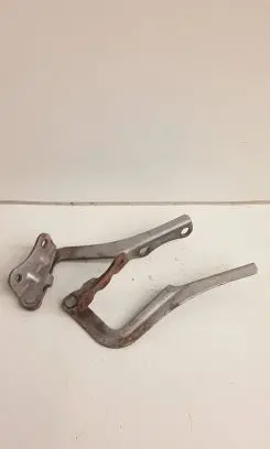 Toyota Land Cruiser (BJ70) Engine bonnet/hood hinges