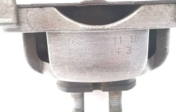 Mercedes-Benz GLS X166 Gearbox mount A1662401118