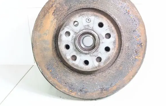 Volkswagen PASSAT B8 Front wheel hub spindle knuckle 5Q0407258C 5Q0815312G