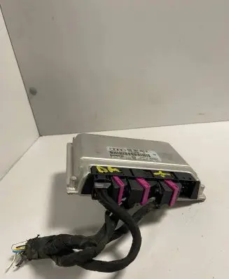 Audi A6 S6 C5 4B Engine control unit/module 8D0907401H 28RTE267 0281001834