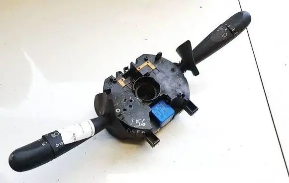 Wiper turn signal indicator stalk/switch