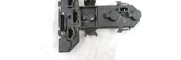 Volkswagen Golf IV Tail light bulb cover holder 1J6945257 THK151