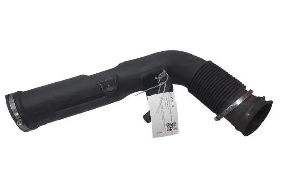 Volvo V40 Intercooler hose/pipe 31338661