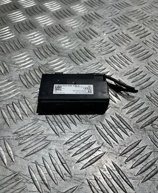 Audi A3 8Y USB socket connector 82A035736A