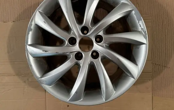 Alfa Romeo Giulietta R17 alloy rim 
