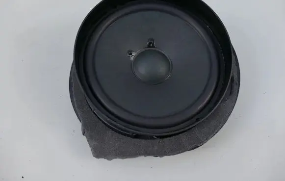 Mercedes-Benz E AMG W211 Rear door speaker A2118207302