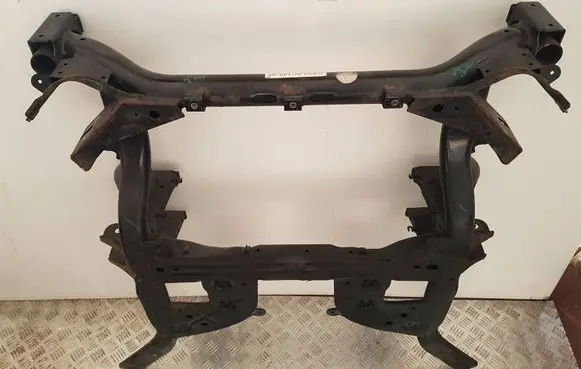 Jaguar XE Front subframe GX735C145AF