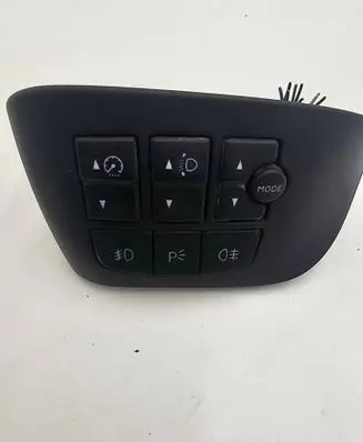 Fog light switch