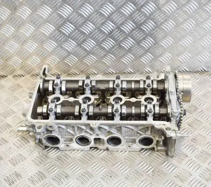 Toyota Prius (XW20) Engine head 1110121061