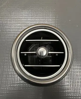 Mercedes-Benz S W223 Dash center air vent grill