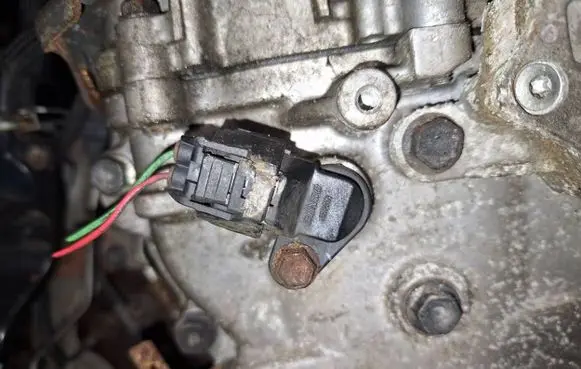 Toyota Auris 150 Camshaft position sensor 