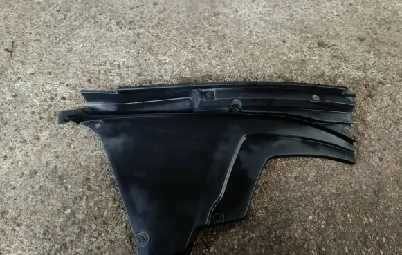 Maserati Levante Other engine bay part